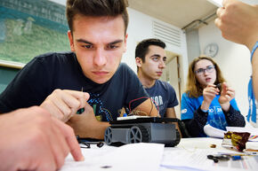 Electrical Engineering: de auto. Foto | Bart van Overbeeke