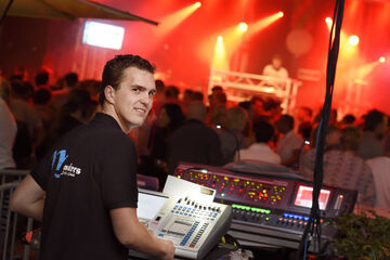 Wessel aan het werk. Foto | Bart van Overbeeke