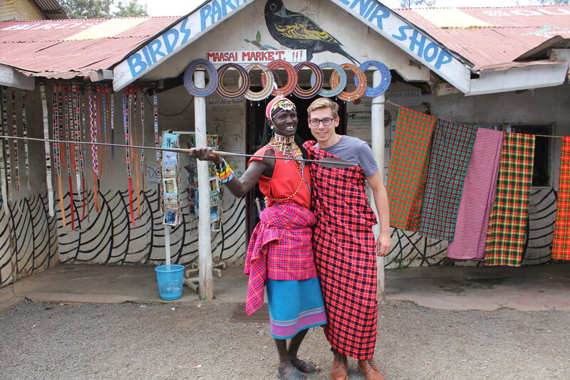 Marvin and a Masai-warrior.