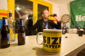 Aanschuiven bij Huize Aqua Vitae. Foto | Rien Meulman