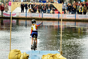 Te Land, ter Zee en het Kanaal. Foto | Bart van Overbeeke