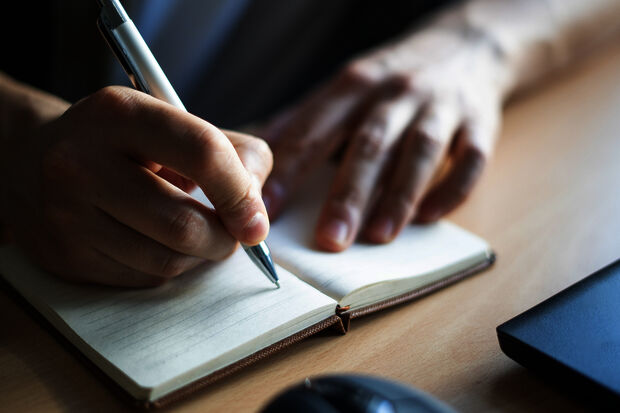 Student met hanenpoten mag geen laptop gebruiken bij tentamen