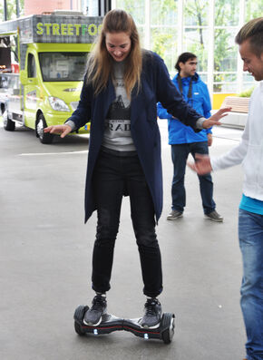 Oostenrijkse Christina heeft er lol in. Oostenrijkse Christina heeft er lol in.
