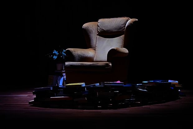 Literature association KL!NK celebrates official status with a gala