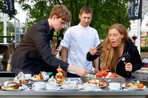 Niels de Jong, Frank Wirl en Lara Hofstra. Photo | Bart van Overbeeke