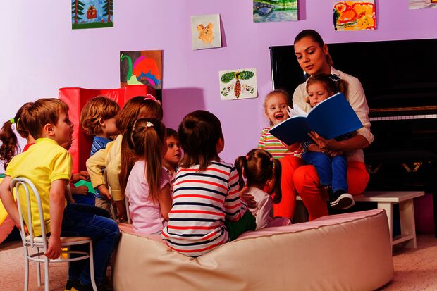 Spookstudenten kunnen kinderopvangtoeslag krijgen zonder controle fiscus