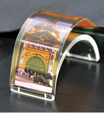 Flexibele OLED-display. Afbeelding | Sharp Flexibele OLED-display. Afbeelding | Sharp